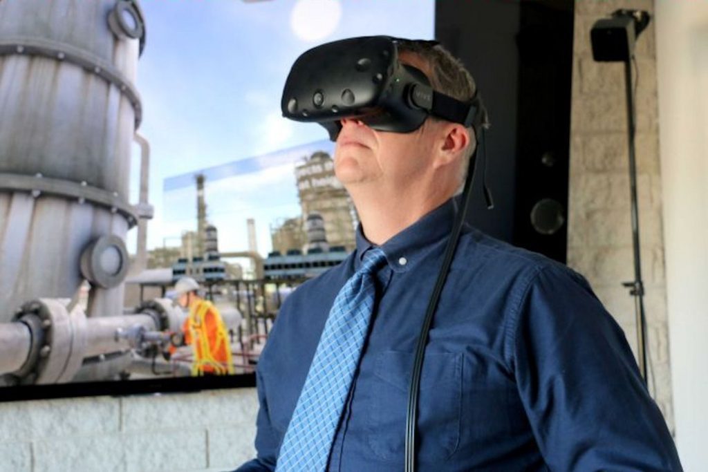 Virtual reality apparatus used in mining.